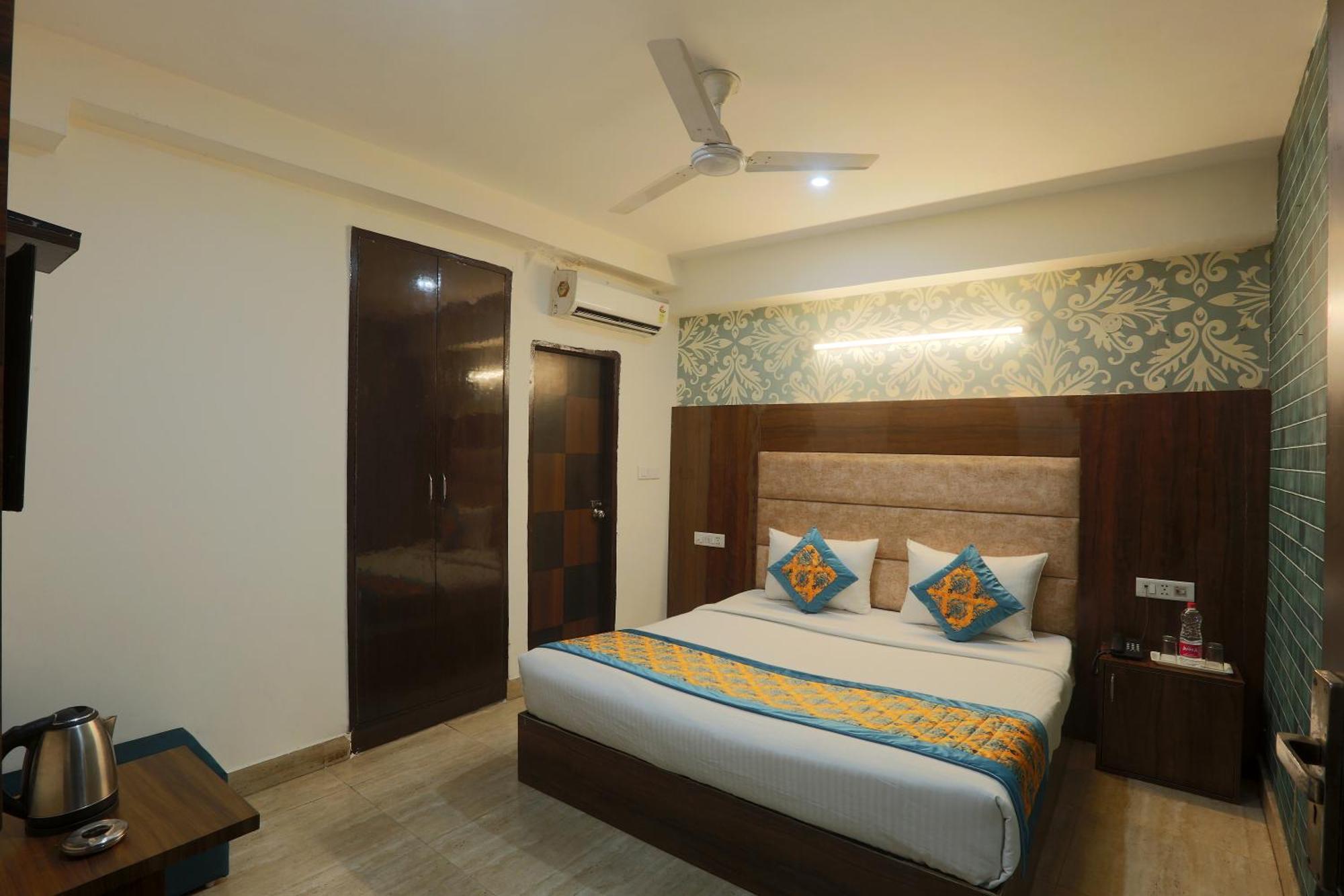 Skywood At Airport Hotel *